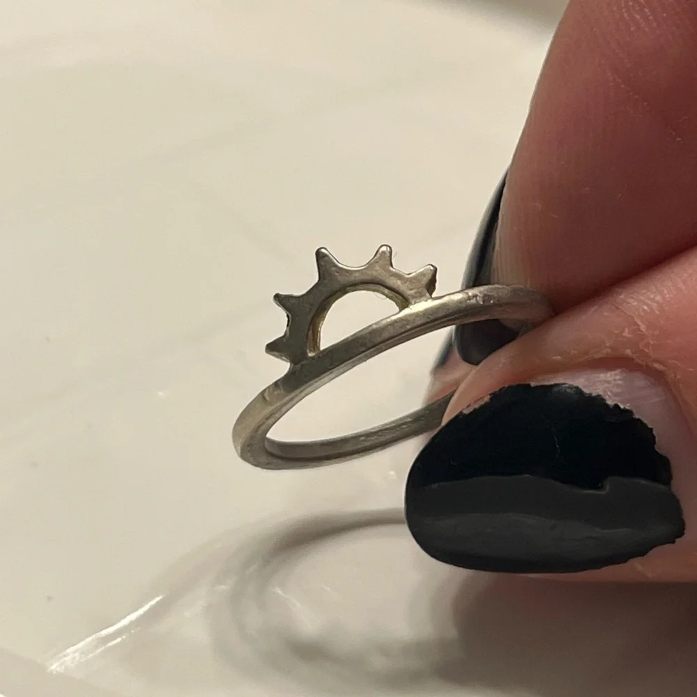 Ring ❤️🔥 - Picture 4 of 4